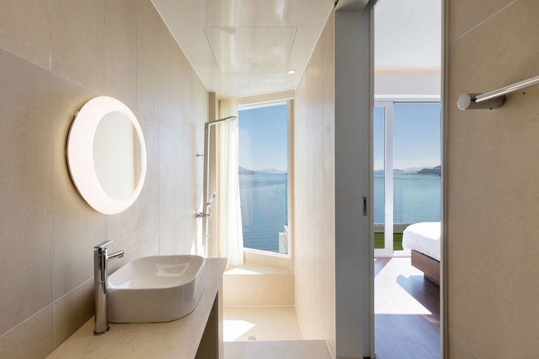 Bathroom 5, La Terrace Resort, Yeosu