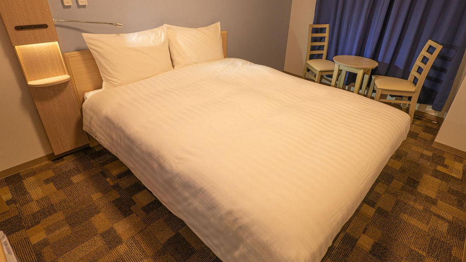 Bedroom 12