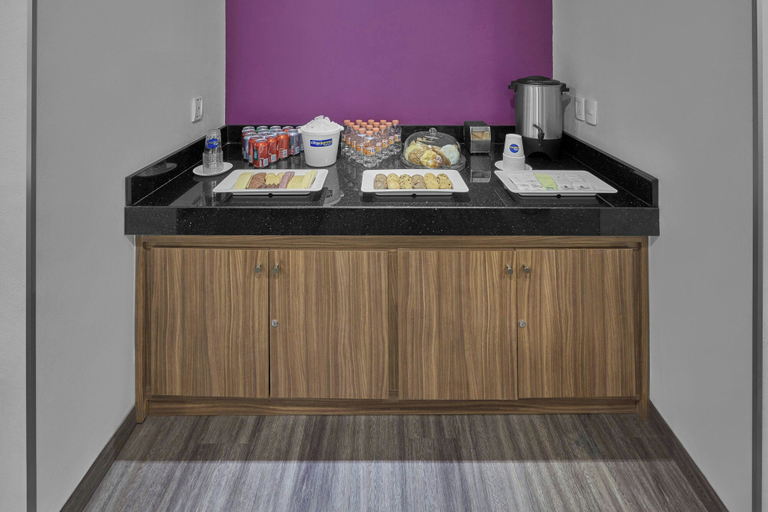 Food & Drinks 5, City Express by Marriott Torreón, Torreón
