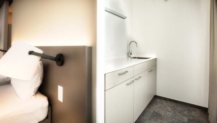 Bathroom 5, b smart motel Landquart, Landquart