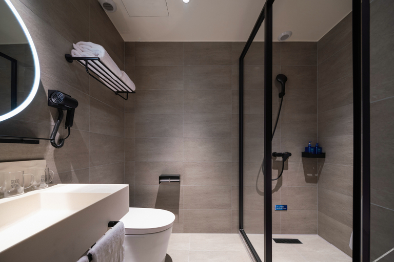 Bathroom 5, Hanting Hotel Huilongguan, Beijing, Beijing