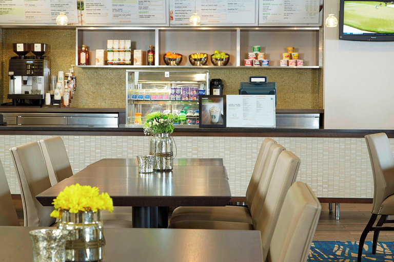 Food & Drinks 4, Courtyard by Marriott Denver South/Park Meadows Mall, Douglas