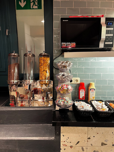 Food & Drinks 4, Heart Of Amsterdam - Hostel, Amsterdam