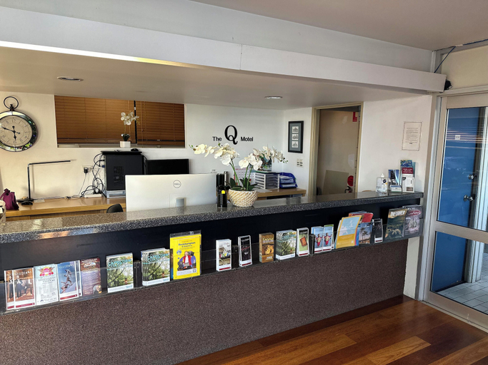 Food & Drinks 5, The Q Motel, Rockhampton