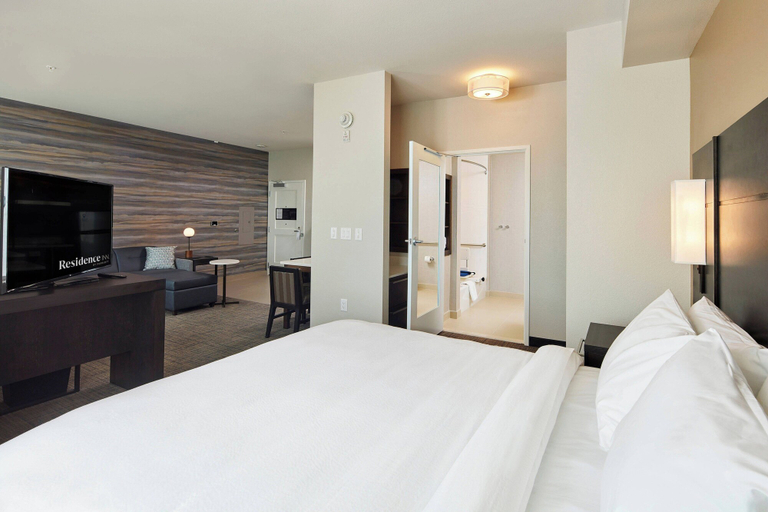 Bedroom 3, Residence Inn by Marriott Sacramento Davis, Yolo