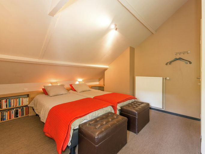 Bedroom 2, Beautiful holiday home in Redu with whirlpool, Luxembourg