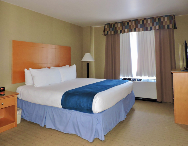 Bedroom 3, Marco LaGuardia Hotel, New York