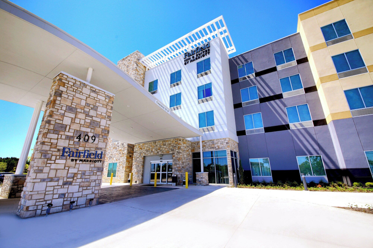 Exterior & Views 2, Fairfield Inn & Suites by Marriott Dallas Cedar Hill, Dallas
