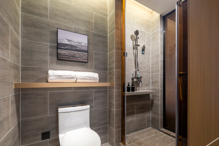 Bathroom 3, Atour Ningbo Zhenhai New City, Ningbo