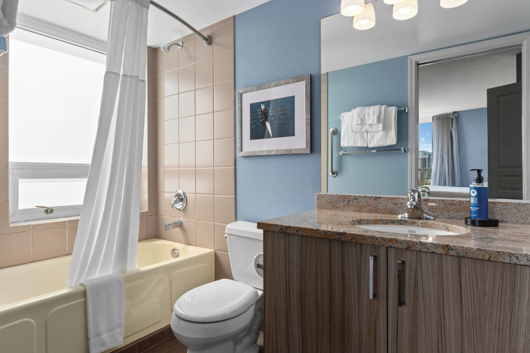 Bathroom 4, WorldMark Victoria, Capital