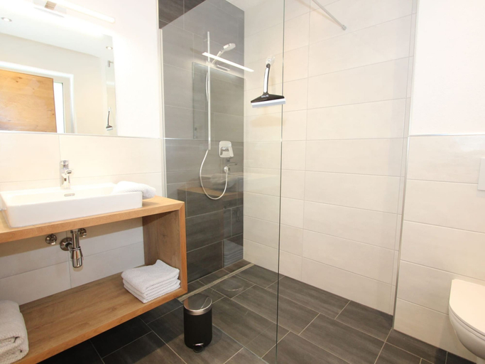 Bathroom 4, Luxurious Apartment in Fugenberg With Balcony, Schwaz