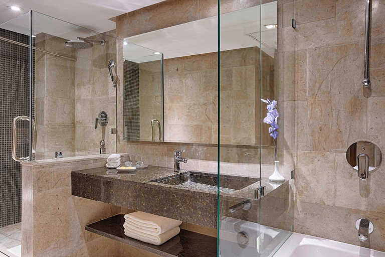Bathroom 5, Sheraton Tunis Hotel, Omrane