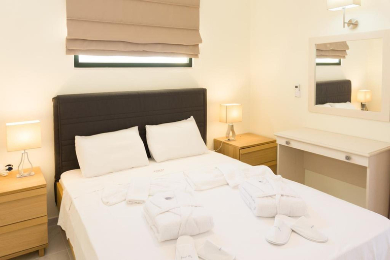 Bedroom 2, Asteri Brown Suite - Rethymno Radiant Escape, Crete
