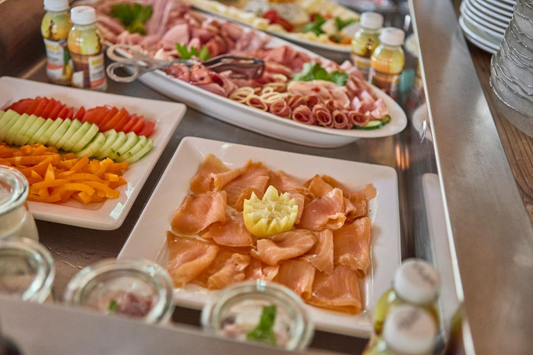 Food & Drinks 5, Platzhirsch Rooms - B&B - SELF CHECK-IN, Zell am See