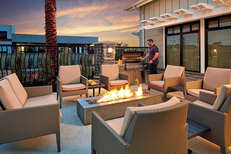Food & Drinks 4, Residence Inn by Marriott Manhattan Beach, Los Angeles