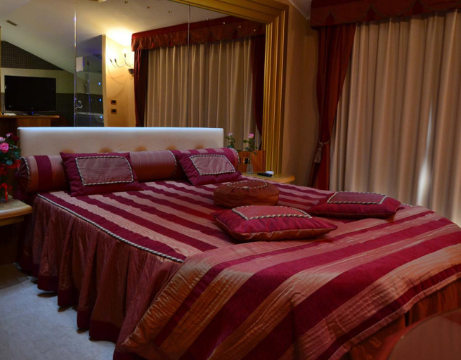 Bedroom 10