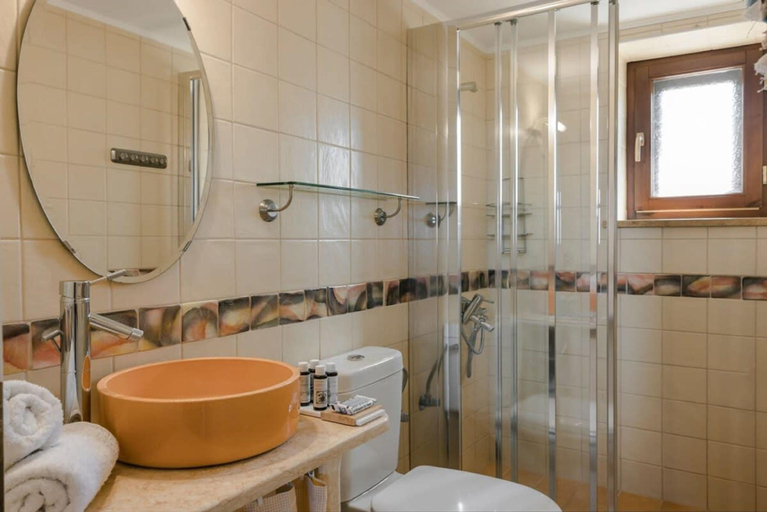 Bathroom 5, Eleonas Houses - Kardamili s Bianca Poolside Gem, Peloponnese