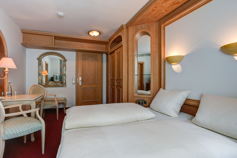 Bedroom 4, Hotel Stern by EMPA, Ulm