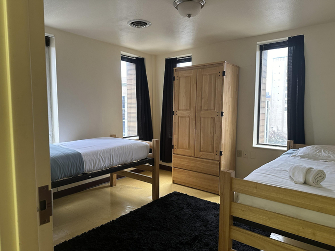 Bedroom 3, 2 Bedroom 2 Bath City Views, Allegheny