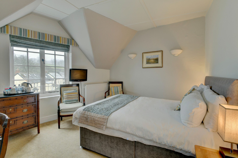 Bedroom 3, The Crown Hotel, Somerset