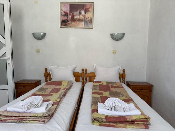 Bedroom 2, Prohlada Guest House - Къща за гости Прохлада, Nesebar