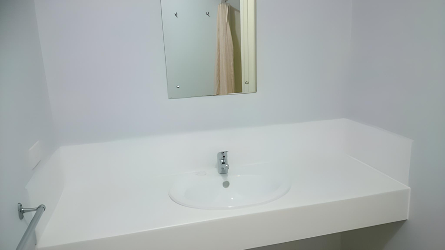 Bathroom 9