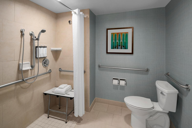 Bathroom 4, Hyatt Place PDX Arpt Cascade Station, Multnomah