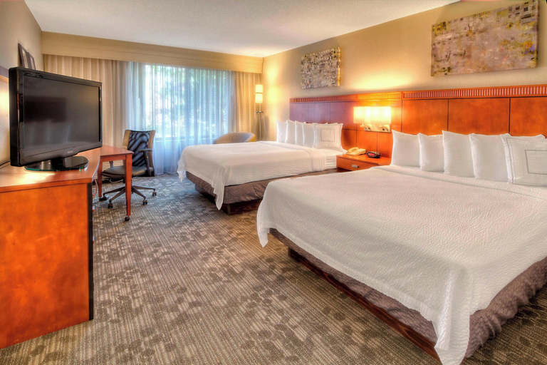 Bedroom 4, Courtyard by Marriott Memphis Germantown, Shelby