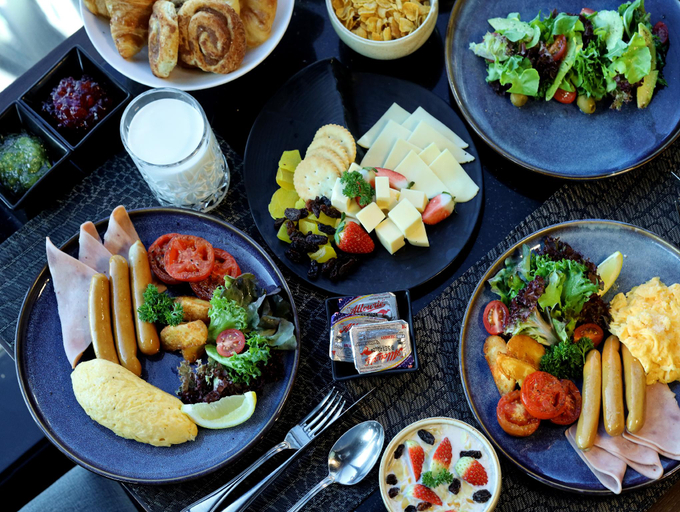 Food & Drinks 28
