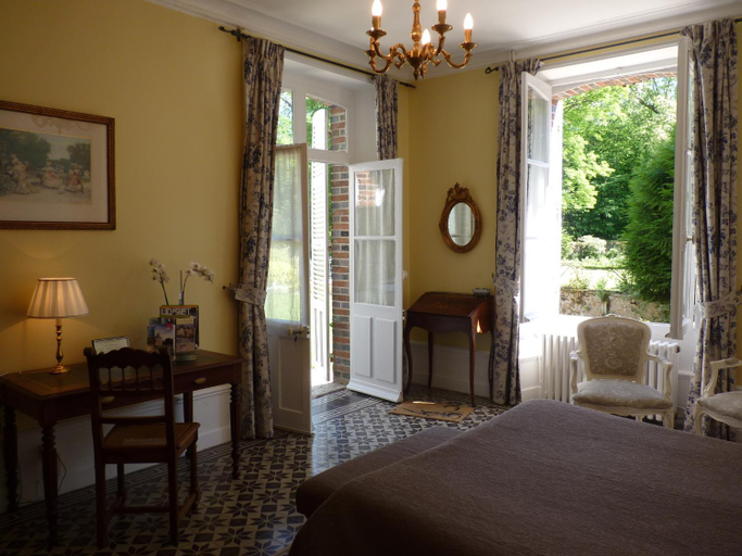 Bedroom 8