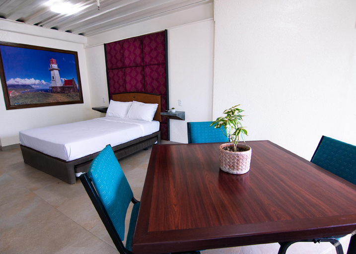 Bedroom 2, Leuchtturm Resort, Boljoon