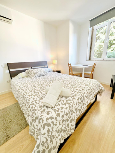 Bedroom 2, Apartments M&S Porto, Porto