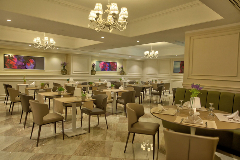 Food & Drinks 4, Hôtel Lac Léman, LES BERGES DU LAC, Cité El Khadra