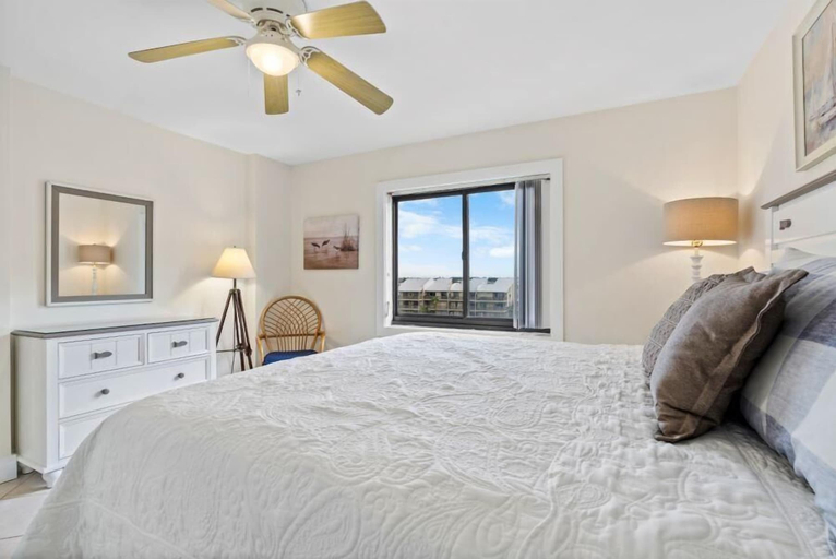 Bedroom 3, Perdido Quay 501, Escambia