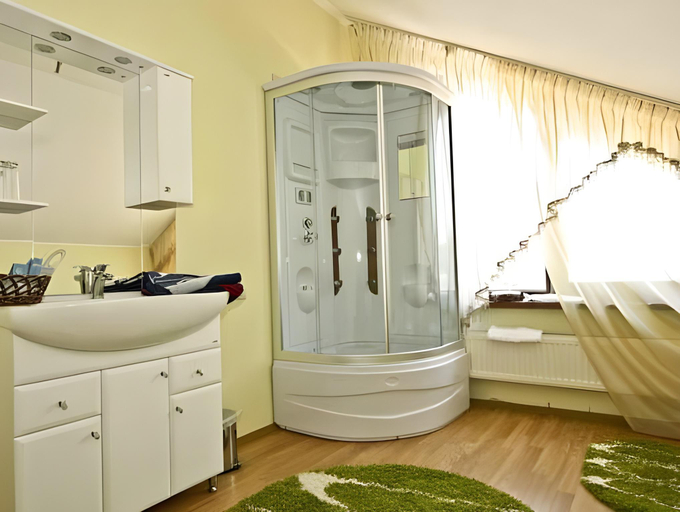 Bathroom 3, Pearl Mini-Hotel, Odes'ka
