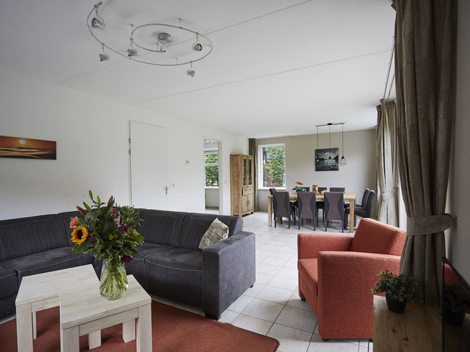 Living room 2, Group Accommodation in Zeeland With Garden, Borsele