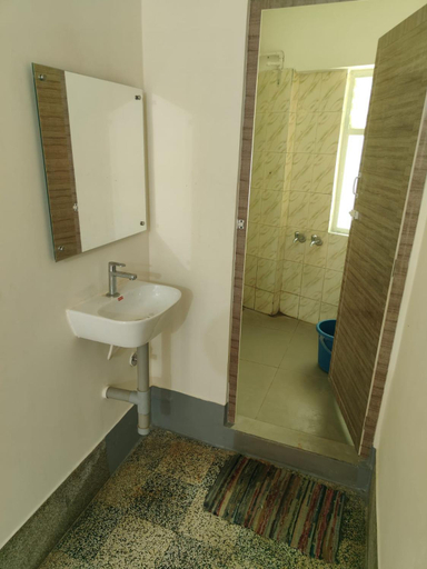 Bathroom 3, CM Residency, Salem