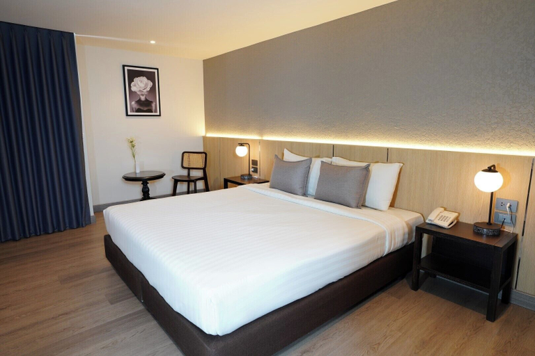 Bedroom 3, King Park Avenue Hotel, Prawet