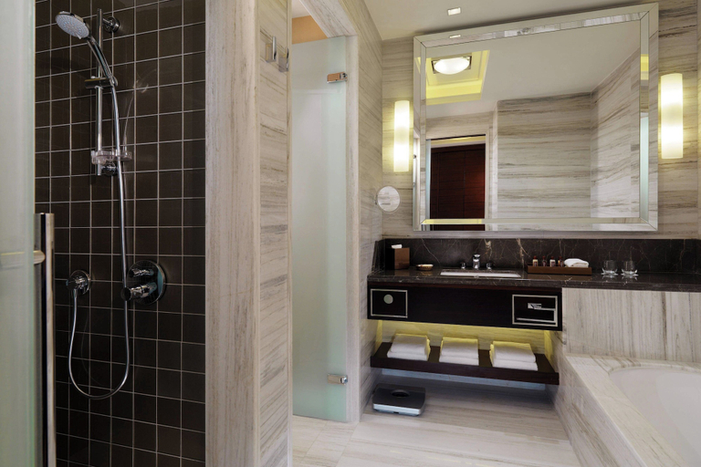 Bathroom 5, Sheraton Grand Adana, Yüreğir