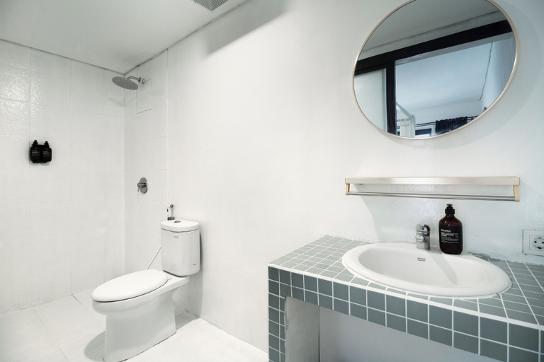 Bathroom 5, Berawa Nest Canggu, Badung