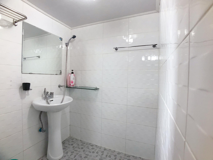 Bathroom, 1012 House Namsan - For Foreigners Only, Jung