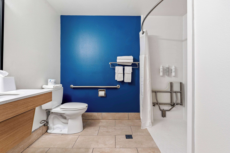 Bathroom 4, Spark by Hilton St. Augustine I 95, Saint Johns