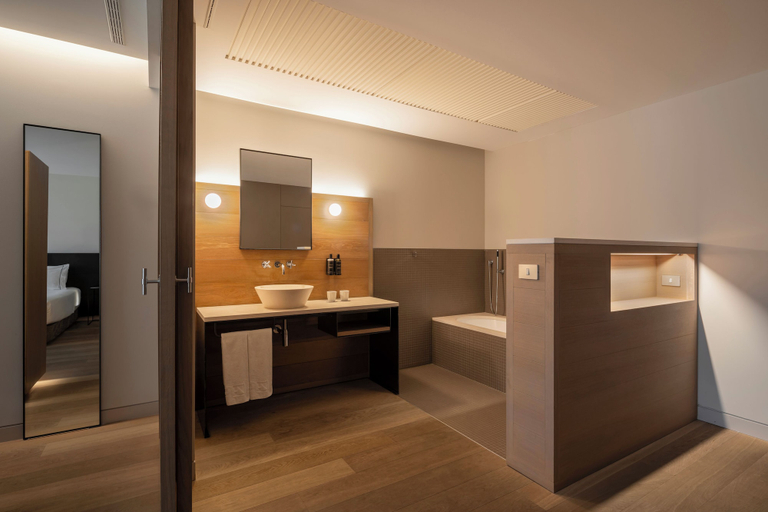 Bathroom 3