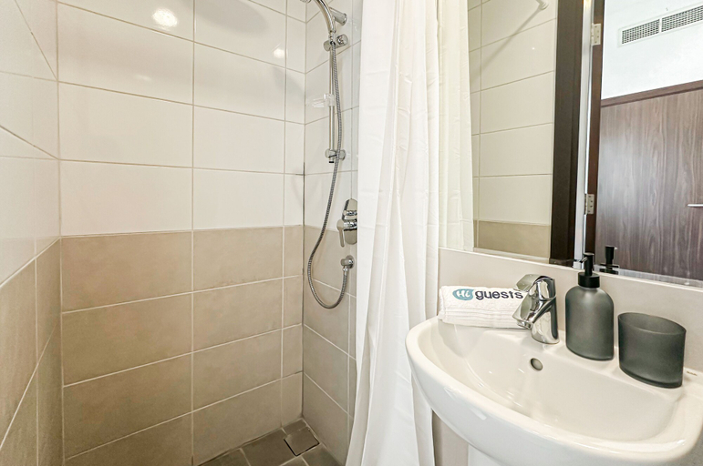Bathroom 3, HiGuests - Azure Residences, Dubai