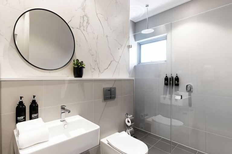 Bathroom 17