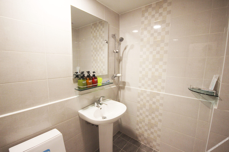 Bathroom 3, Busan Suyeong Grand, Suyeong