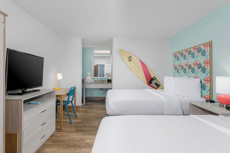 Bedroom 4, Surf & Sand Hotel, Escambia