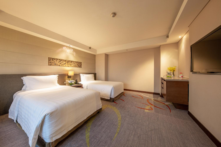 Bedroom 14