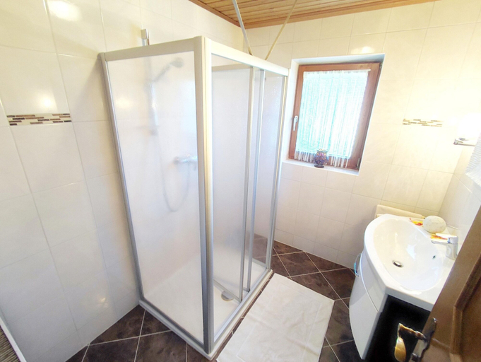 Bathroom 5, Chalet in Hippach Near Ski Paradise, Schwaz