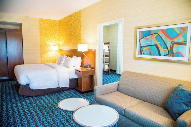 Bedroom 3, Fairfield Inn and Suites by Marriott Pocatello, Bannock